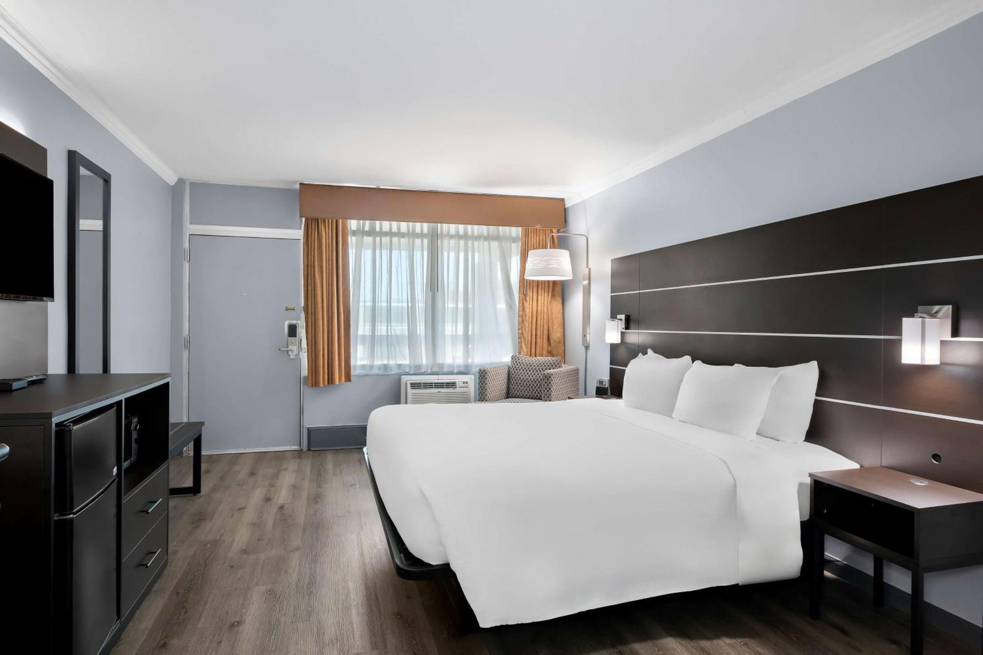 Brandywine Valley Inn Surestay Plus By Best Western Wilmington Exterior photo