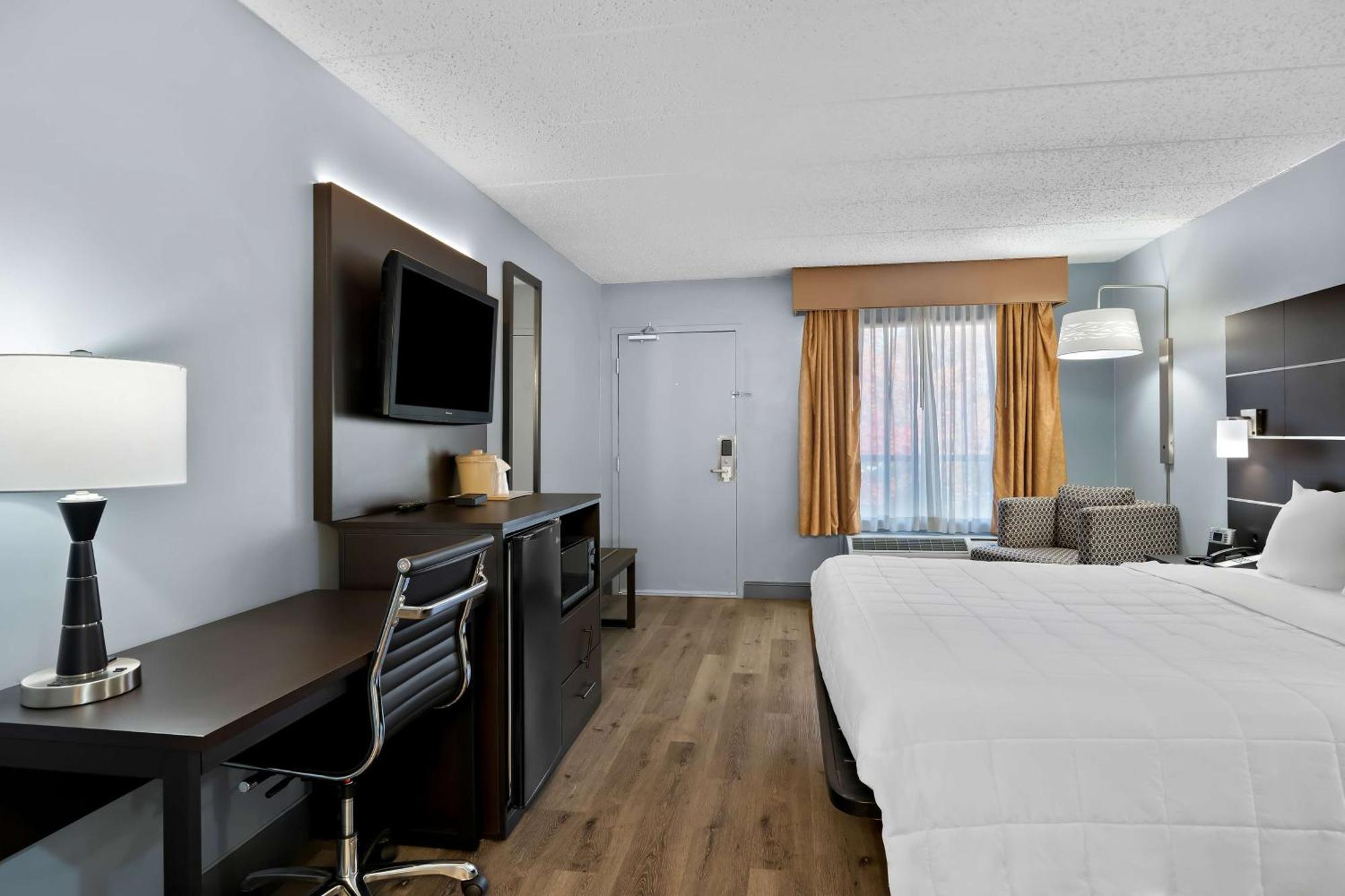 Brandywine Valley Inn Surestay Plus By Best Western Wilmington Exterior photo
