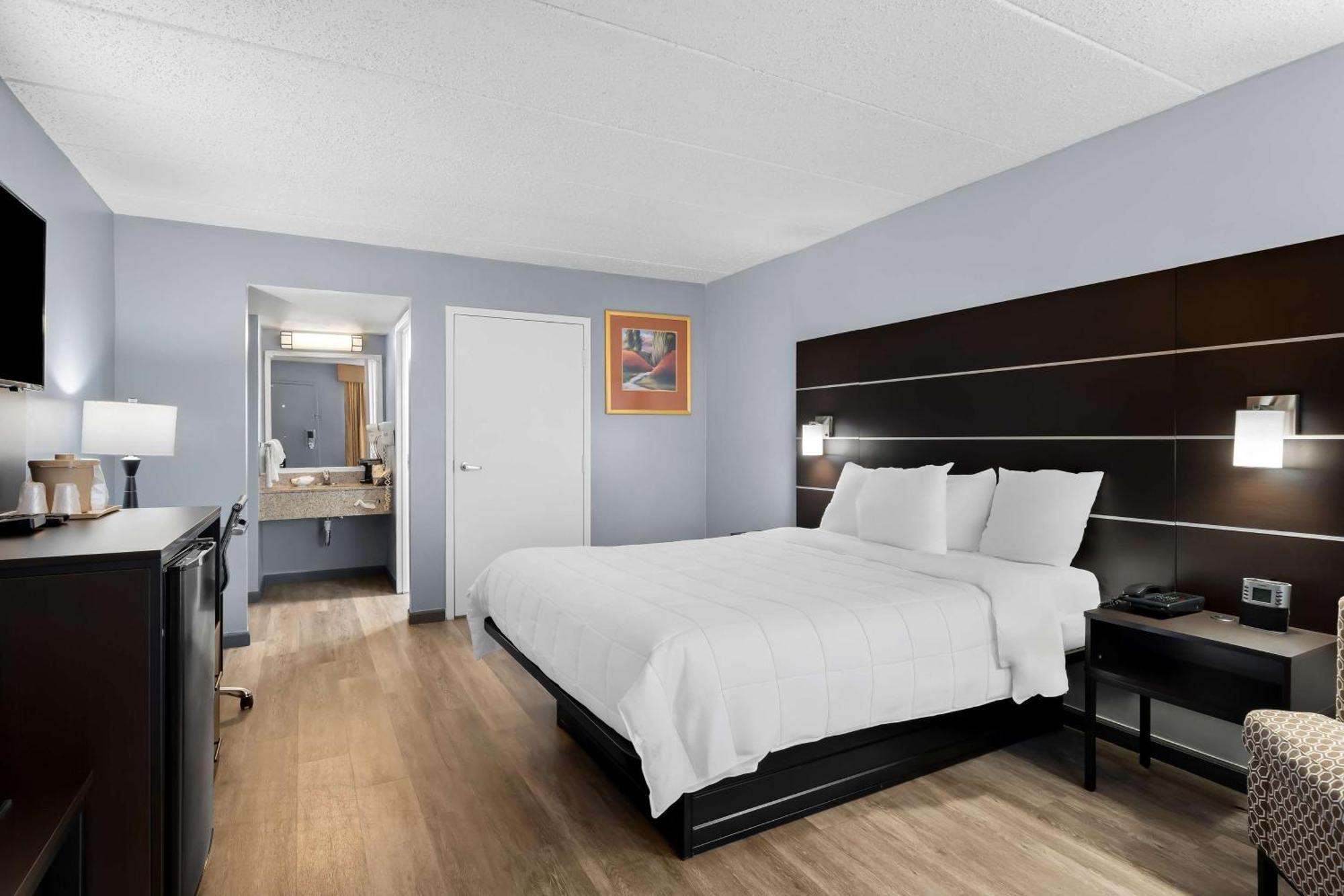 Brandywine Valley Inn Surestay Plus By Best Western Wilmington Exterior photo