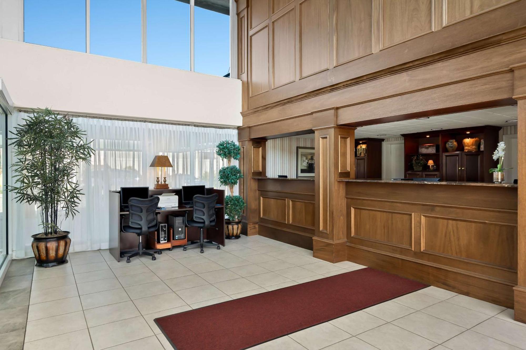 Brandywine Valley Inn Surestay Plus By Best Western Wilmington Exterior photo